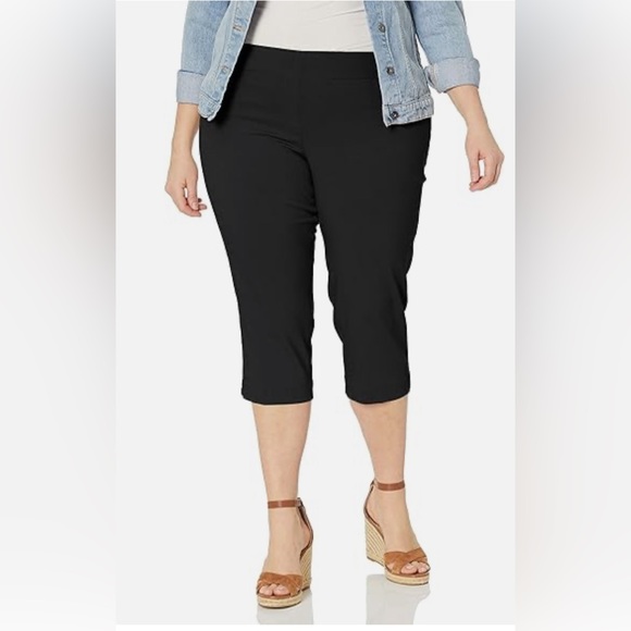 NWT Slimsation capris - Picture 2 of 2